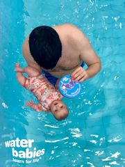 baby & toddler swimming classes